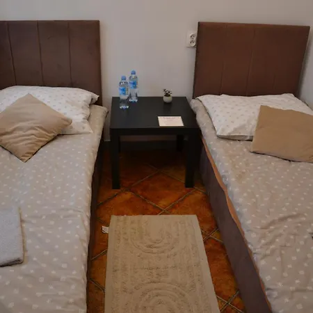 I Szalawa アパート Kaliszki